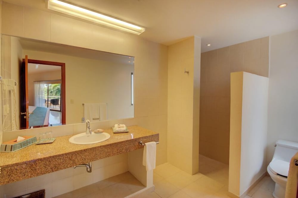 Riviera Maya Suites