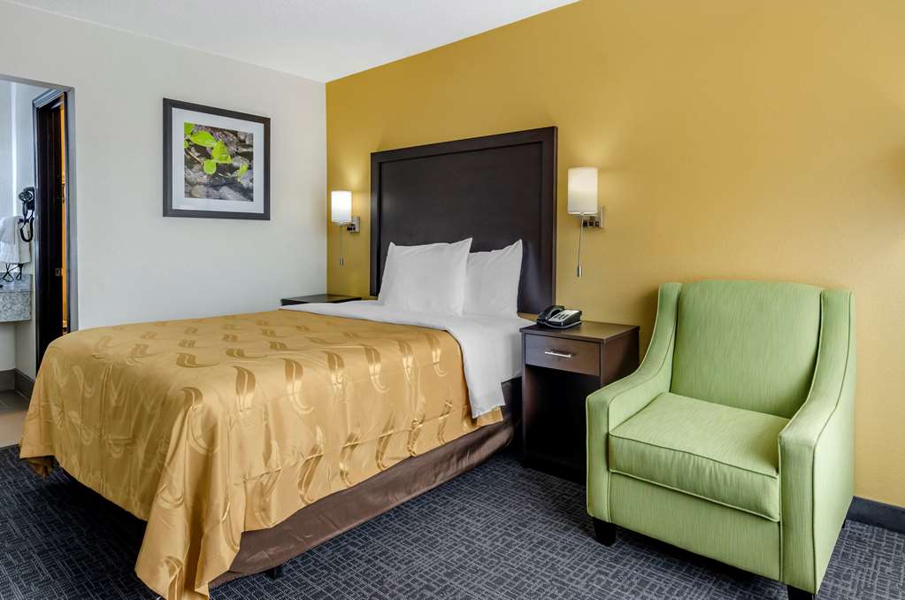 Quality Inn Verona Staunton North - photo 4