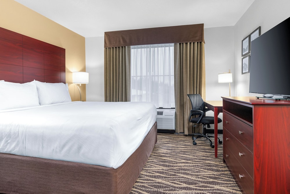 Cobblestone Hotel & Suites Lynden - photo 41