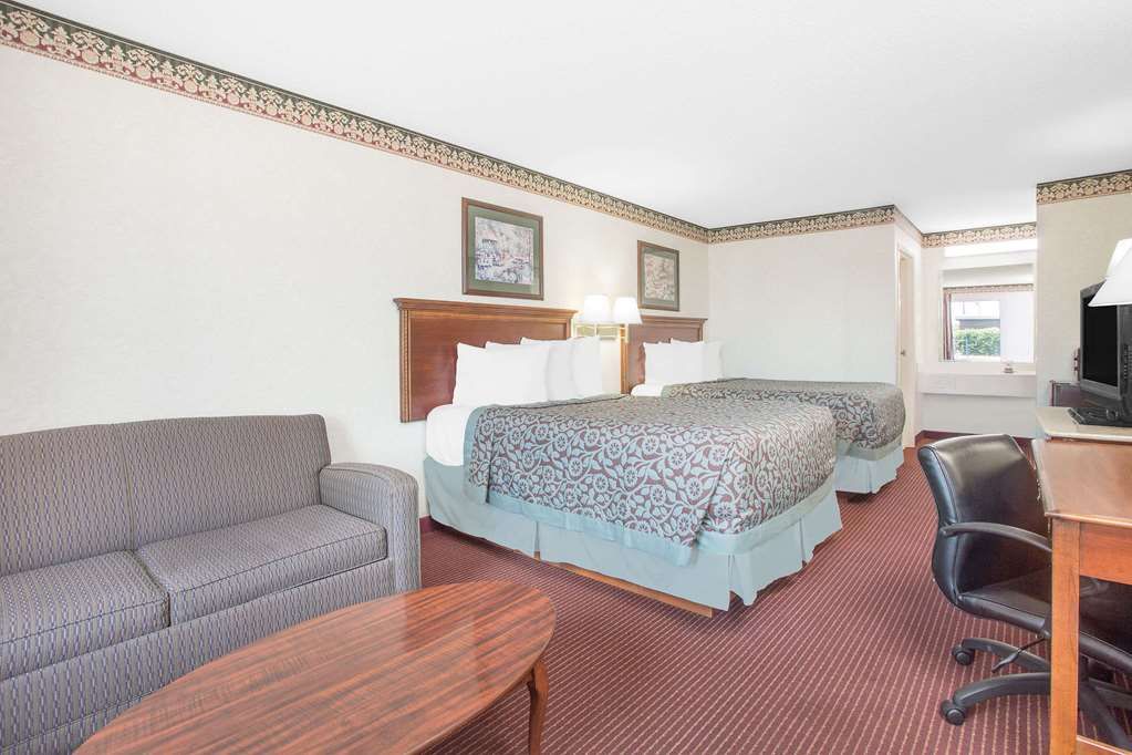 Gray Inn and Suites - photo 11
