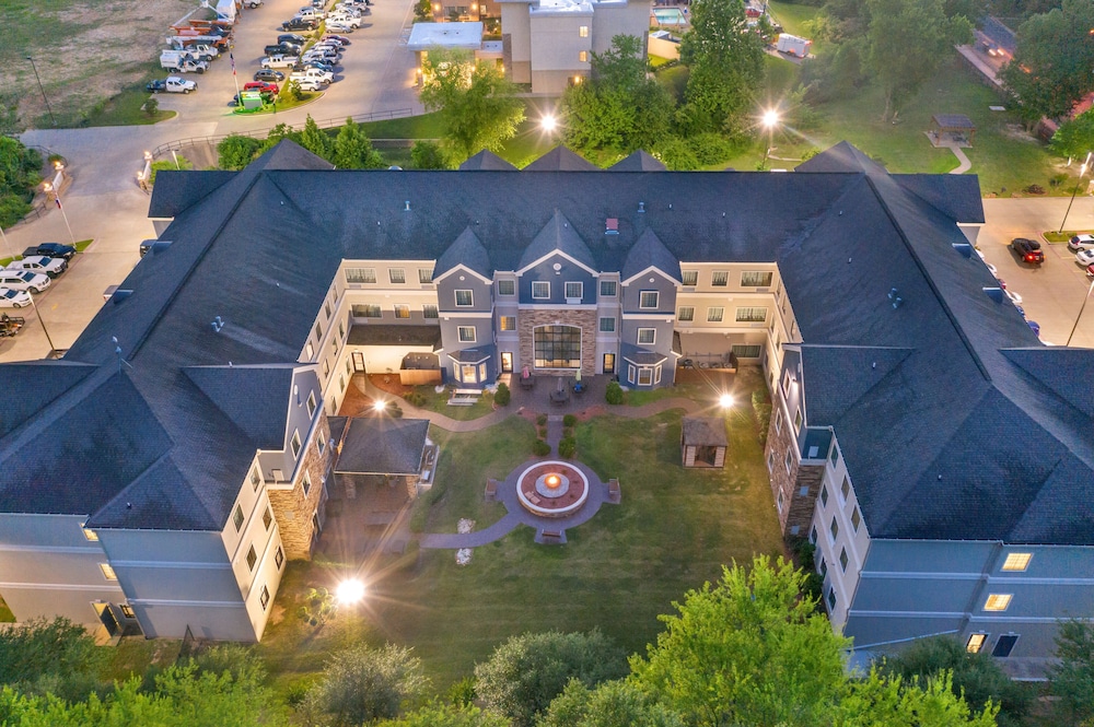 Staybridge Suites University Area by IHG - photo 87