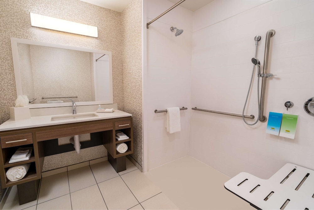 Home2 Suites by Hilton Corona - photo 33
