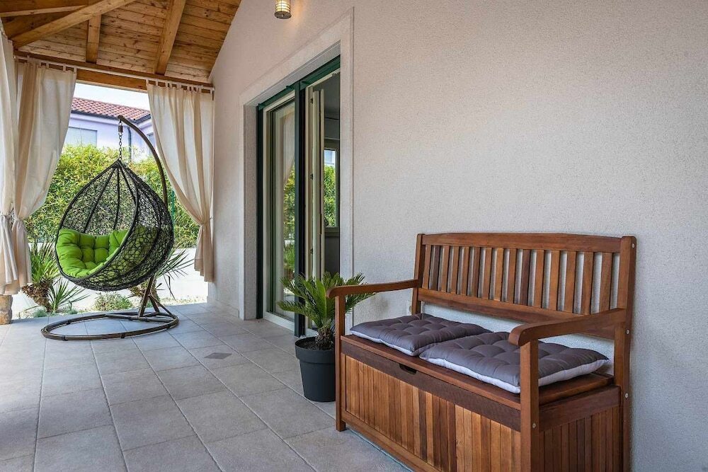 Vila LeDa by Villas Guide — 4-Star Luxury Hotel in Barban, Croatia