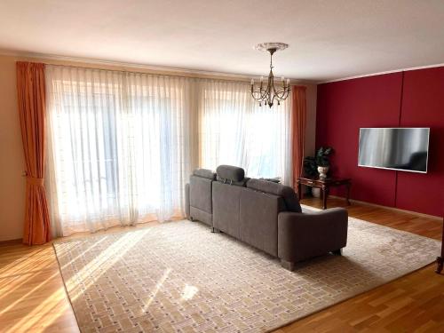 Doppelhaushälfte nahe Flughafen Hamburg — 4-Star Luxury Hotel in Norderstedt, Germany