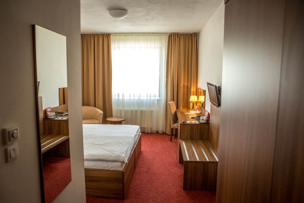 Hotel Saffron — Bratislava — photo 5