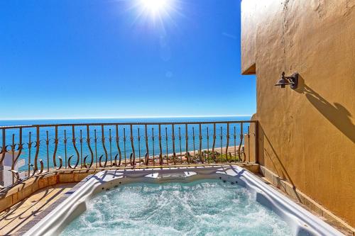 Bella Sirena A701 Penthouse Amazing Ocean Views — 4-Star Luxury Hotel in Puerto Penasco, Mexico
