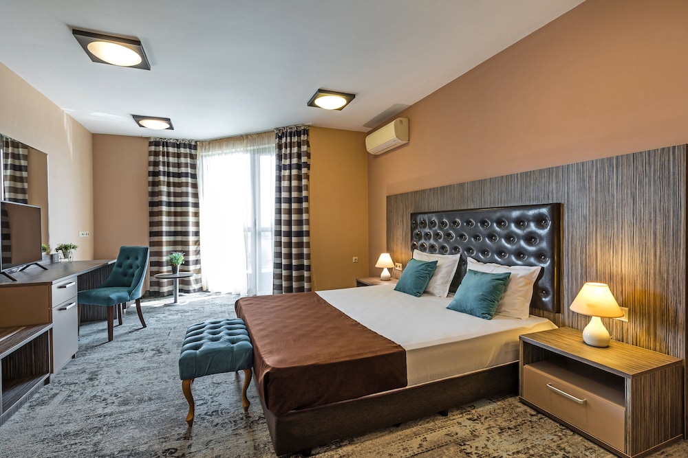 Plaza Hotel - carbon neutral hotel in Plovdiv