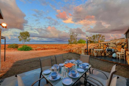 Desert Hideaway White Cliffs - carbon neutral hotel in Unknown City