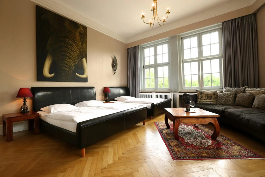 Troodos - carbon neutral hotel in Llandudno