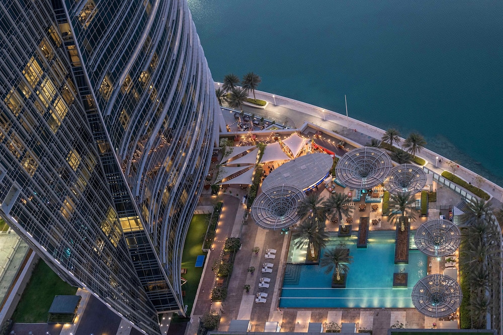 Rosewood Abu Dhabi — 5-Star Luxury Hotel in Abu Dhabi, United Arab Emirates