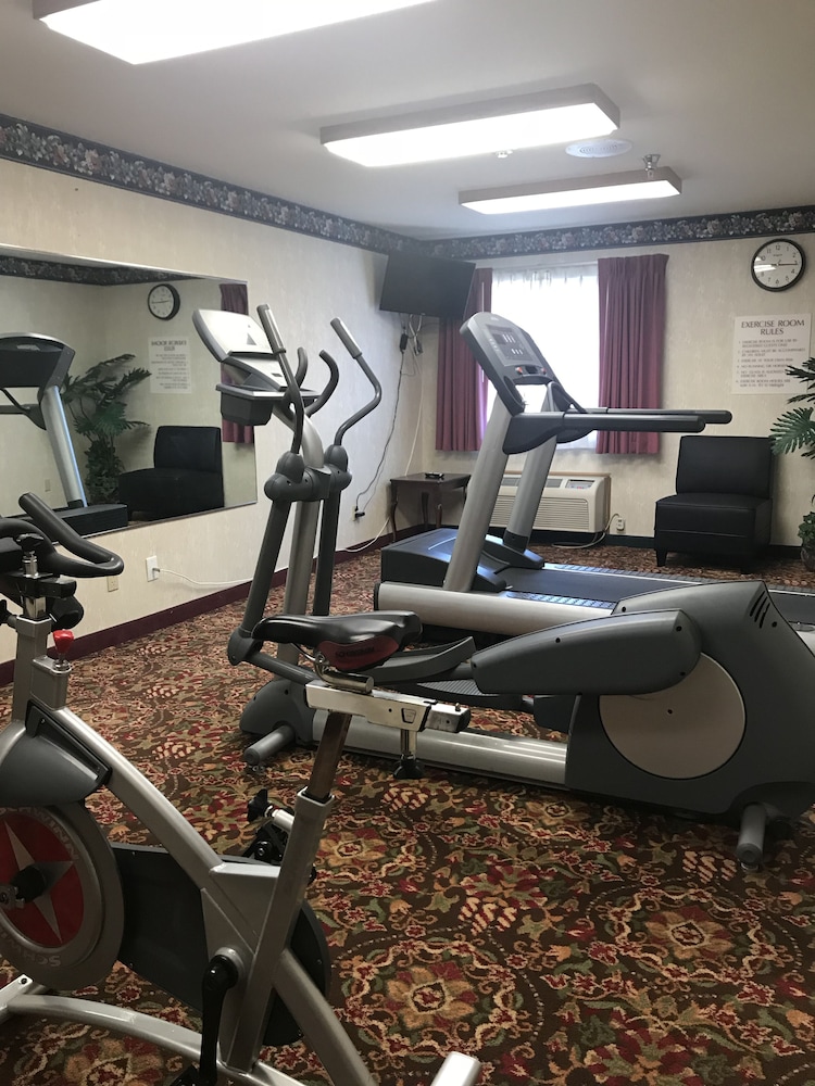 Americas Best Value Inn & Suites St. Louis St. Charles Inn - photo 25