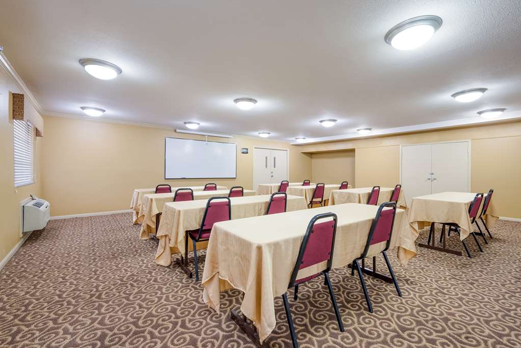 SureStay Hotel by Best Western Deer Park - photo 33