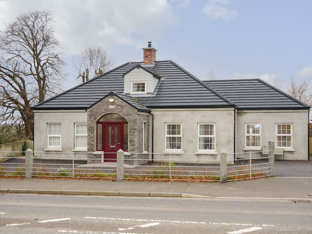 Sliabh Amharc - carbon neutral hotel in Downpatrick