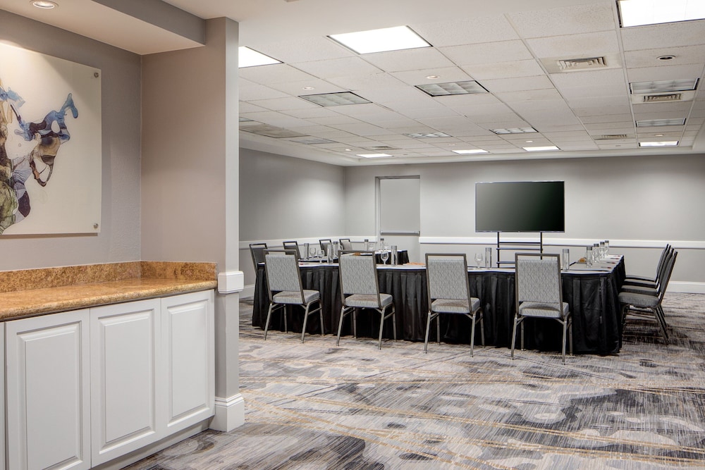 Houston Marriott South at Hobby Airport - photo 38