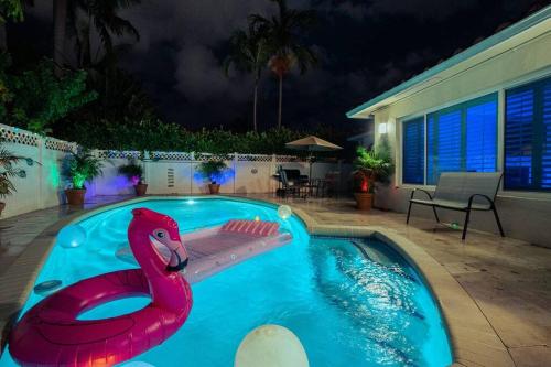 Villa Victoria Luxury 1 mile from beach — 4-Star Luxury Hotel in Fort Lauderdale, United States