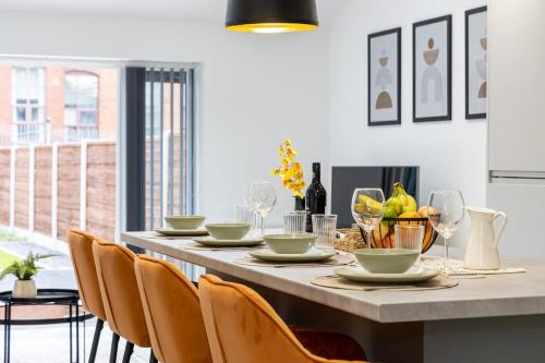 The Stanbury Residence by COQOON — 4-Star Luxury Hotel in Manchester, United Kingdom