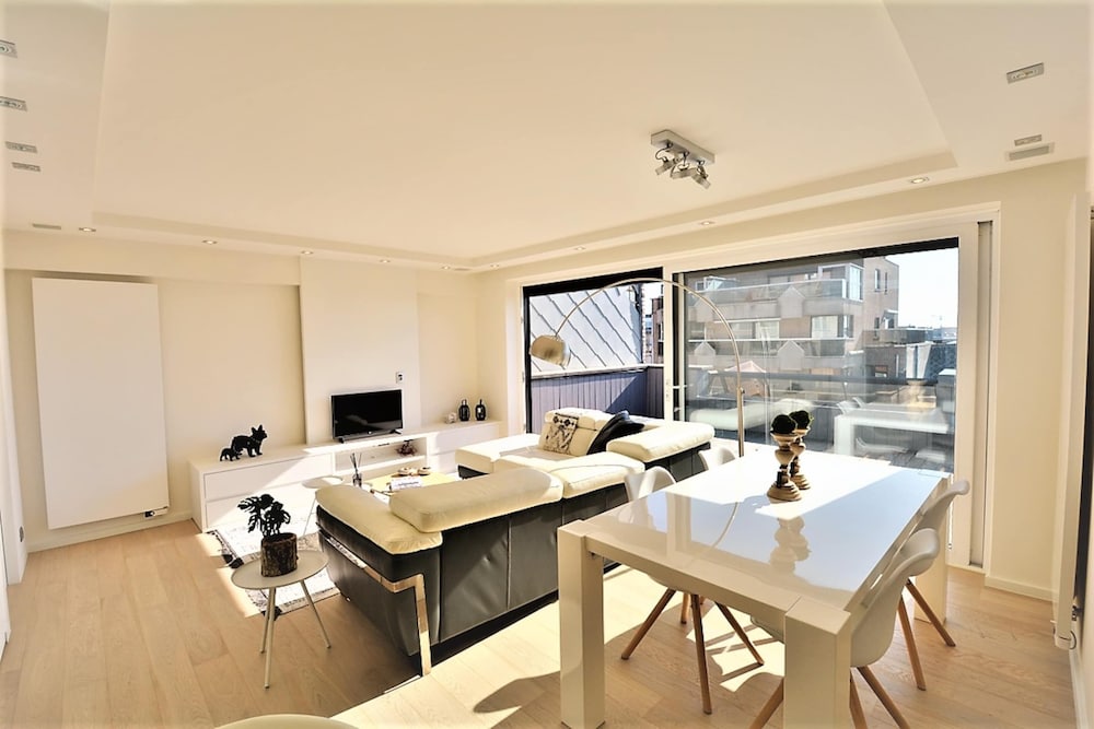 Penthouse in Knokke near the Beach — 4-Star Luxury Hotel in Knokke-Heist, Belgium