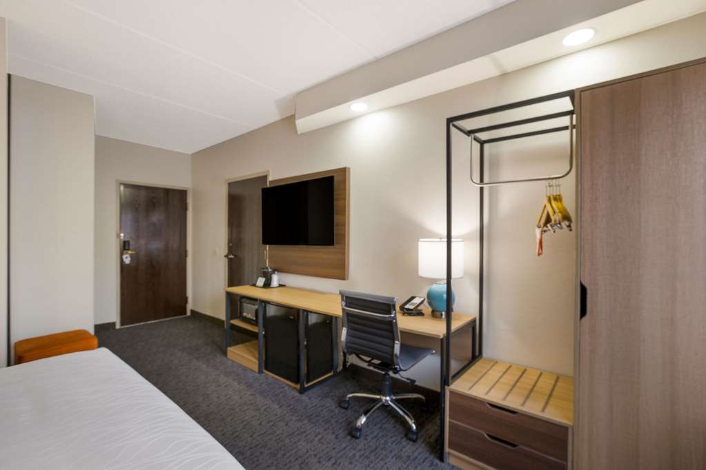 Clarion Pointe Sevierville Pigeon Forge - photo 20