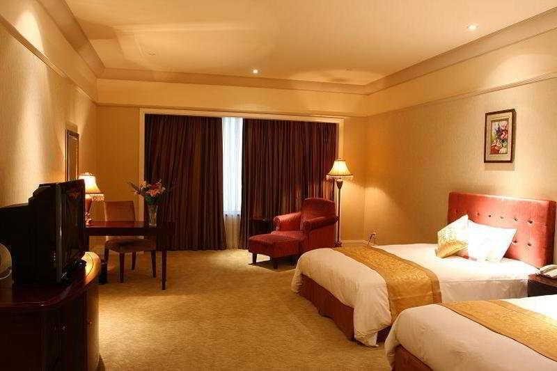Ramada Pudong Expo — 4-Star Luxury Hotel in Shanghai, People's Republic of China