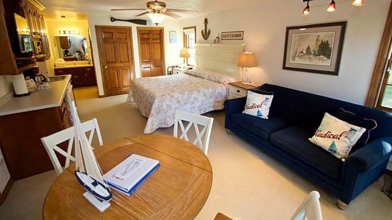 Baileys Harbor Yacht Club Resort - photo 2