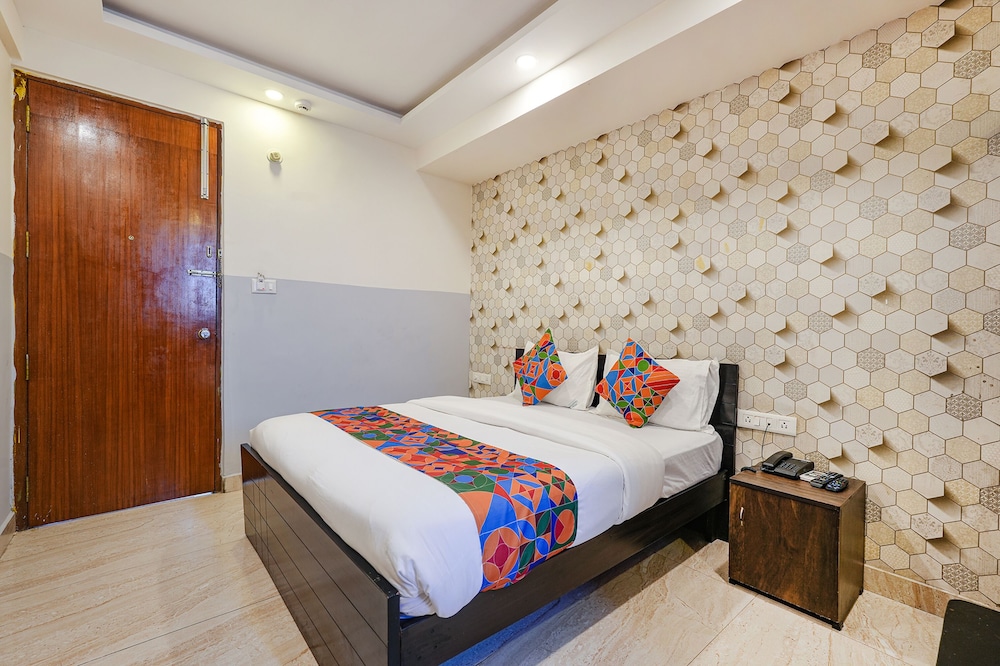 Fabexpress 24 Plus - carbon neutral hotel in Bengaluru