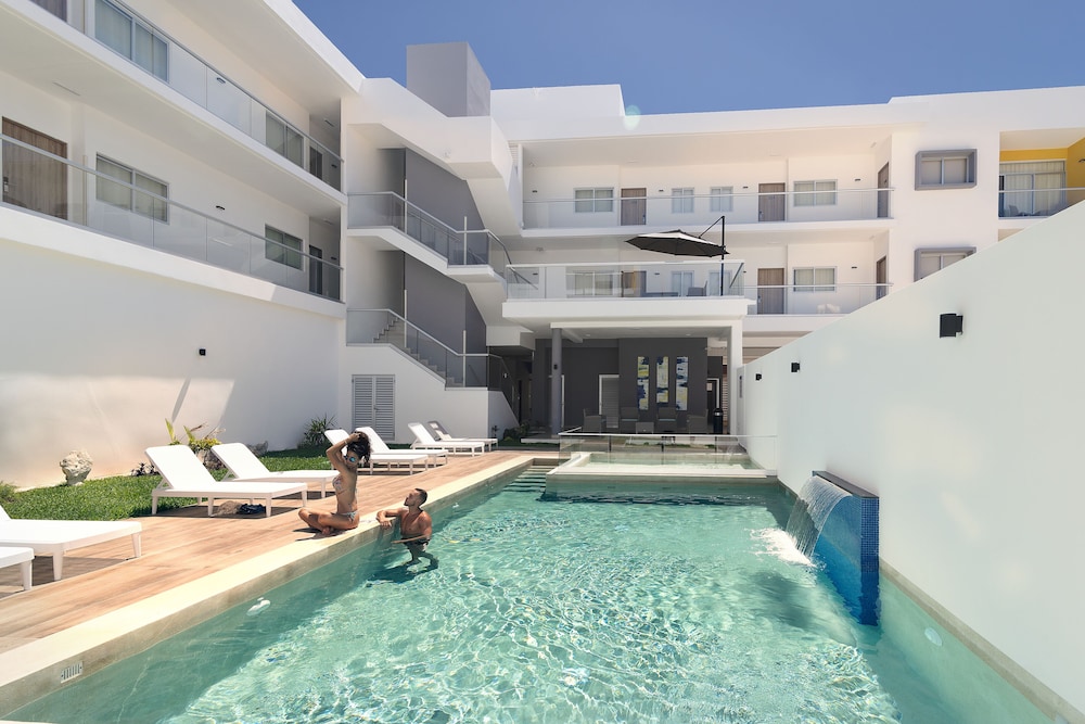 Heaven Hotel — 4-Star Luxury Hotel in Playa Del Carmen, Mexico