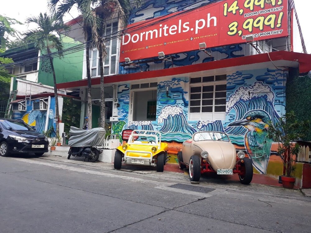 Dormitelsph BGC - carbon neutral hotel in Manila