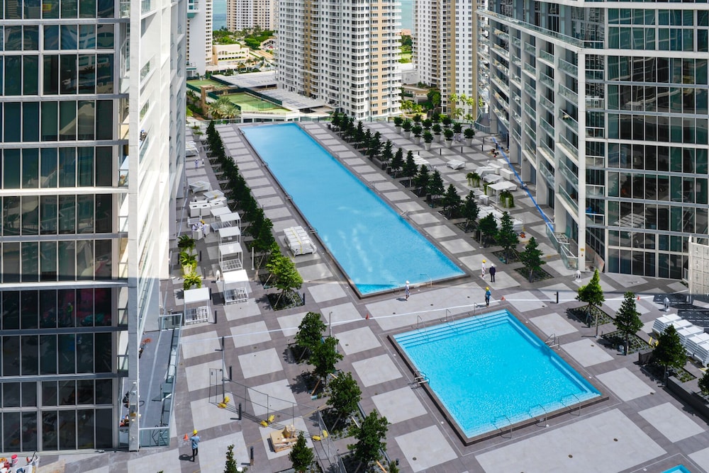 Icon Tower 3 - photo 32
