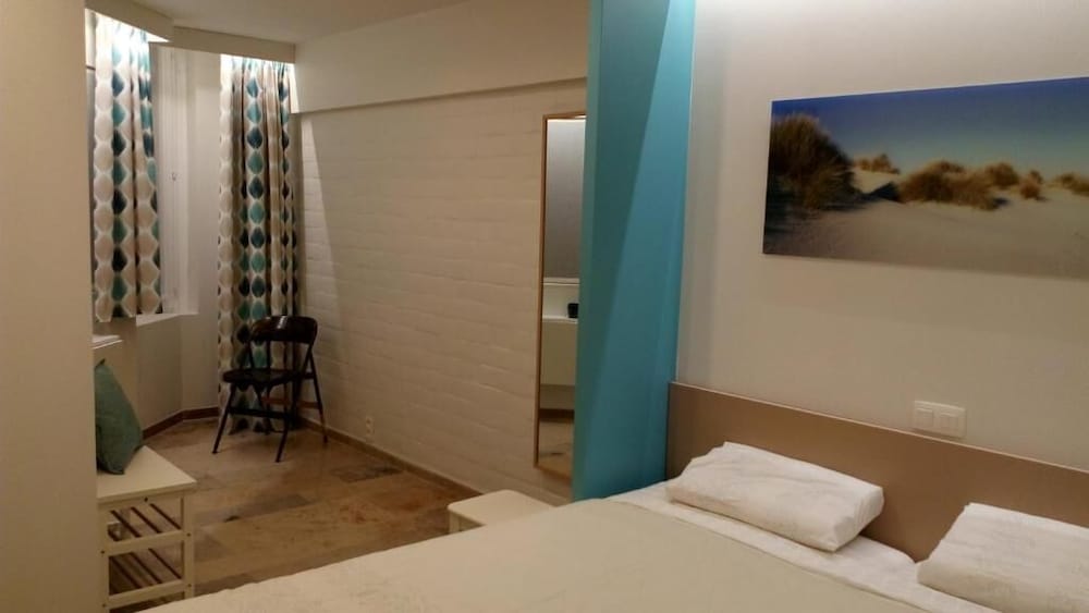 Kabine7 in Koksijde, Belgium