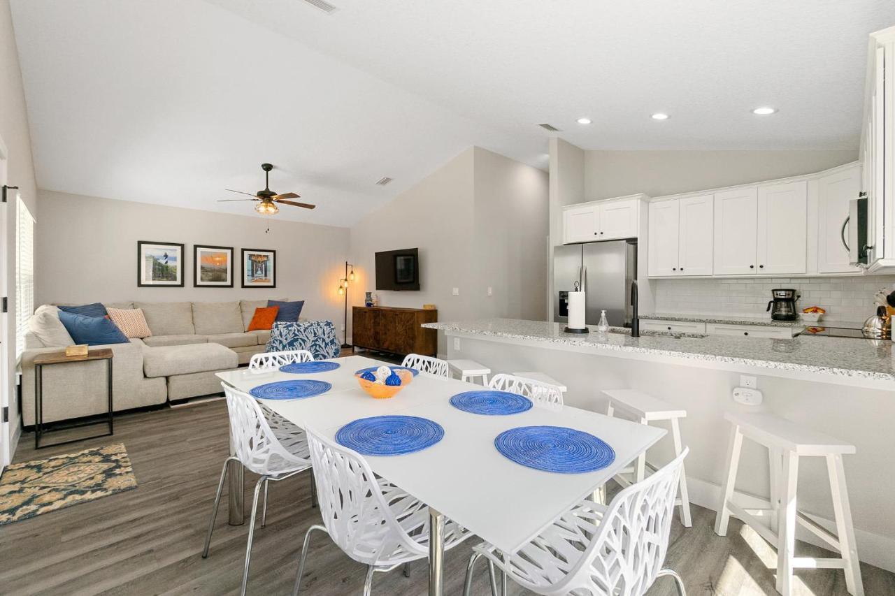 SunRise Cottage Minutes to Downtown & Beaches — 4-Star Luxury Hotel in Saint Augustine, United States