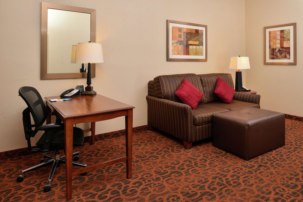 Hampton Inn Idaho Falls Airport - photo 14