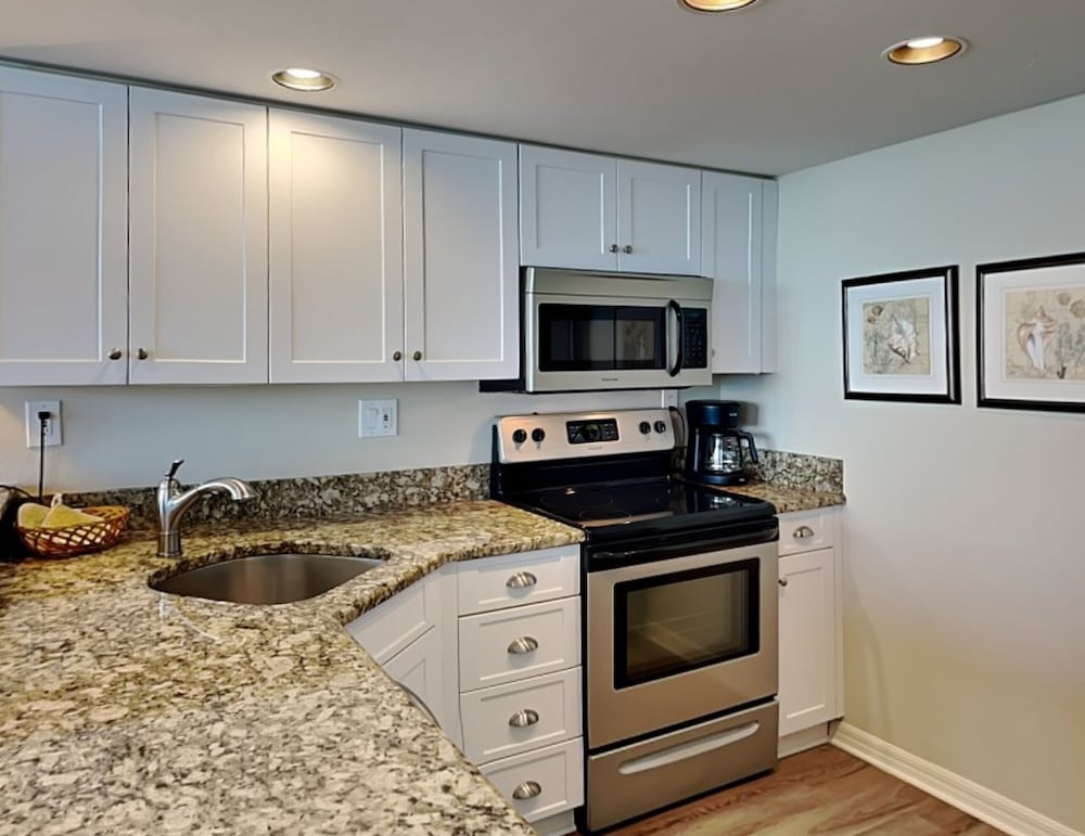 Lovers Key Resort by Distinctive Beach Rentals - photo 23