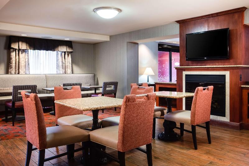 Hampton Inn Dubuque - photo 5