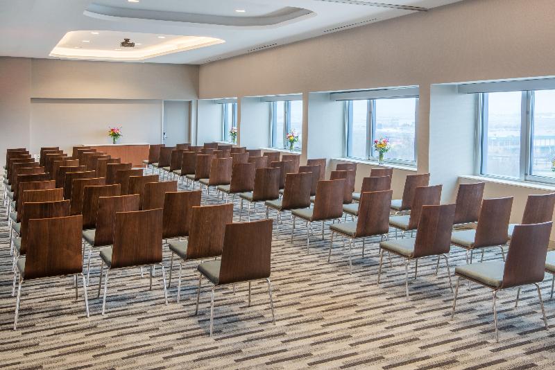 Crowne Plaza JFK Airport New York City - photo 52