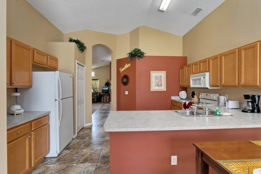 Emerald Island Resort 4 bed 3 Bath With Pool spa - photo 12