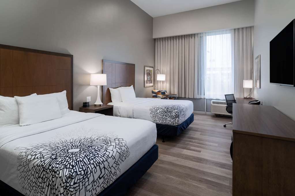 La Quinta Inn & Suites by Wyndham Tifton - photo 20