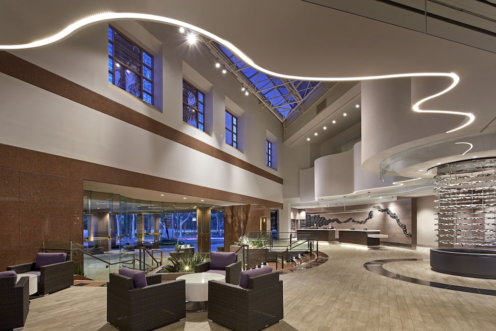 Hilton Long Beach Hotel - photo 12