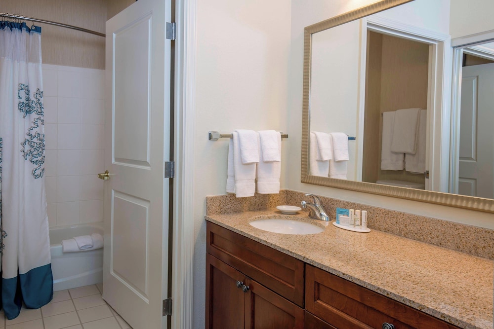 Residence Inn by Marriott Boise West - photo 14