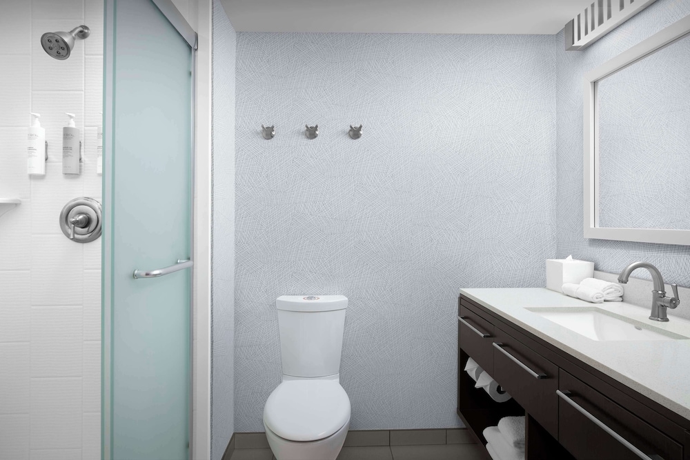 Home2 Suites by Hilton Greensboro Airport NC - photo 21