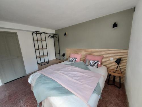 Les Pierres De Cezaire — hotel in Saint-Vallier-De-Thiey