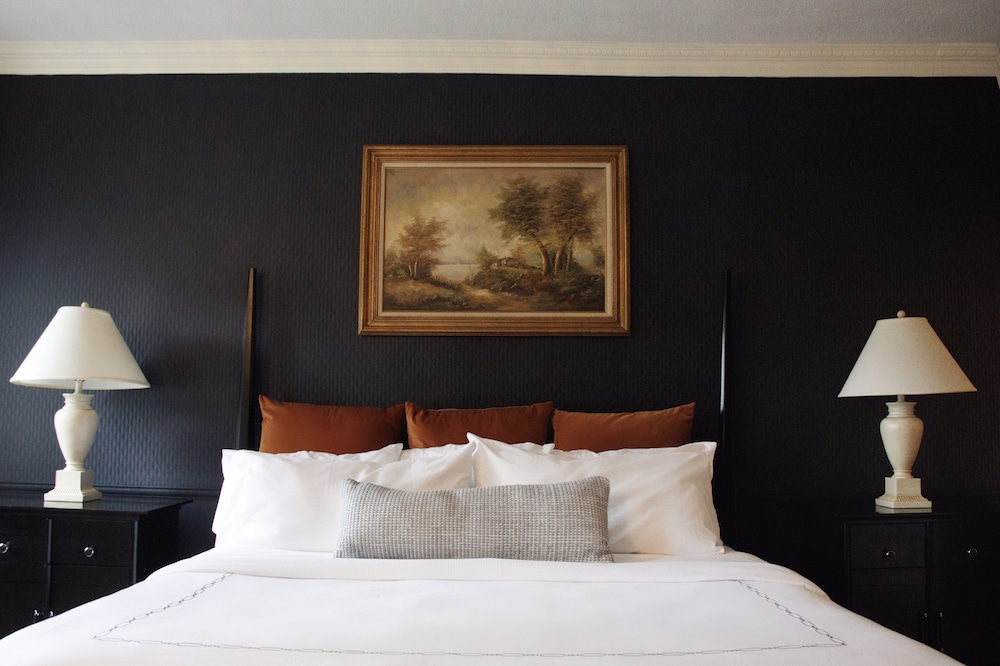 The Litchfield Inn - photo 35