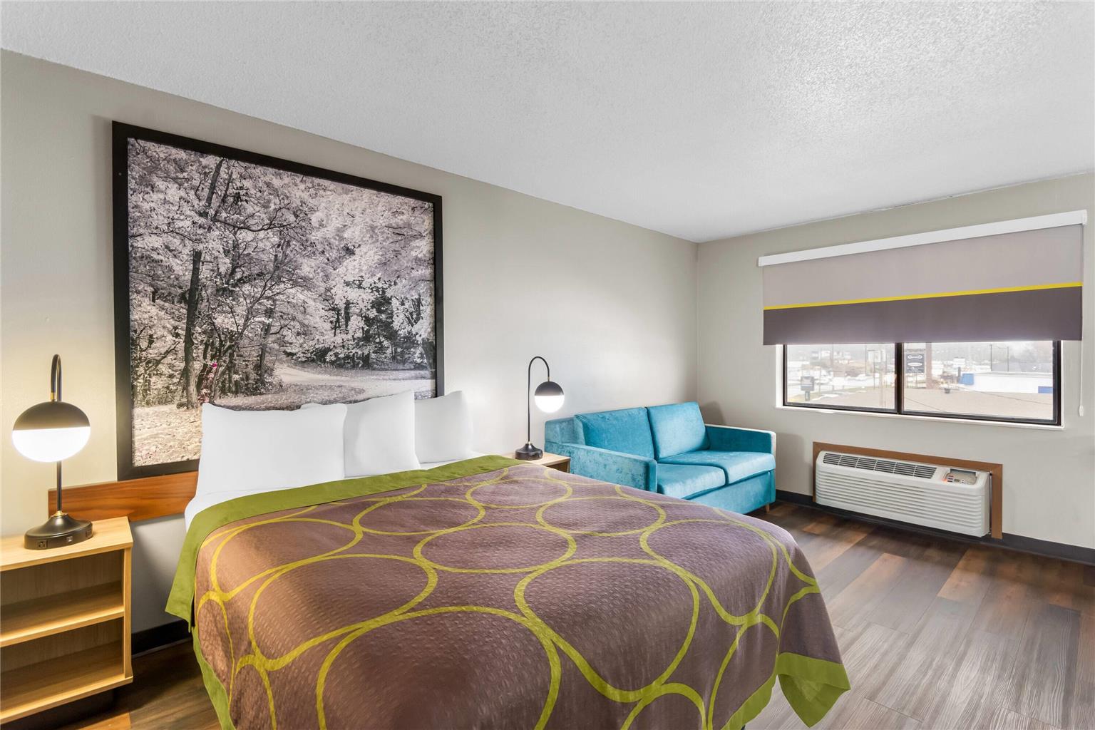 Super 8 by Wyndham Evansville East - photo 32