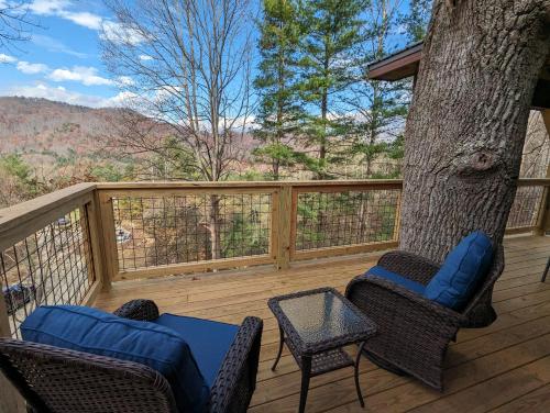 The Aerie Luxury Near Asheville — hotel in Marshall