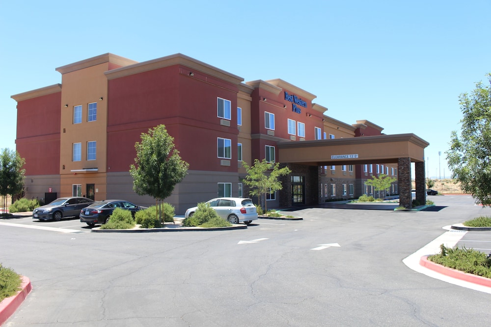 Wyndham Garden Lancaster CA - photo 20