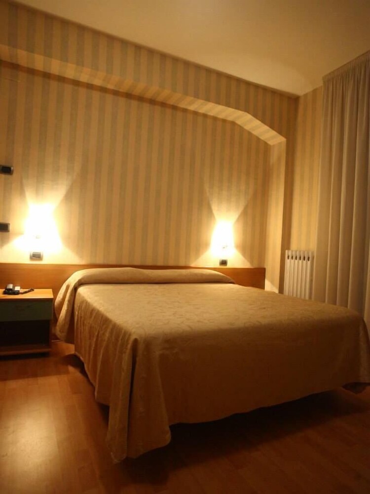 Hotel Pineta — hotel in Cagli