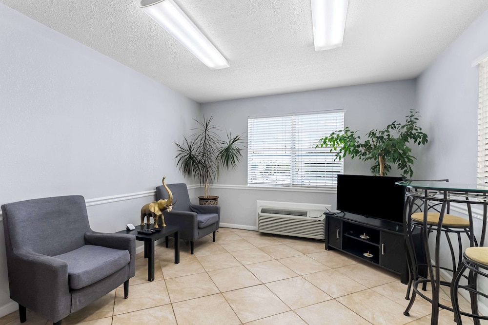 Americas Best Value Inn Athens TN - photo 2