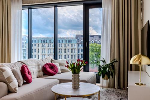 River Premium Apartment C — 4-Star Luxury Hotel in Wroclaw, Poland