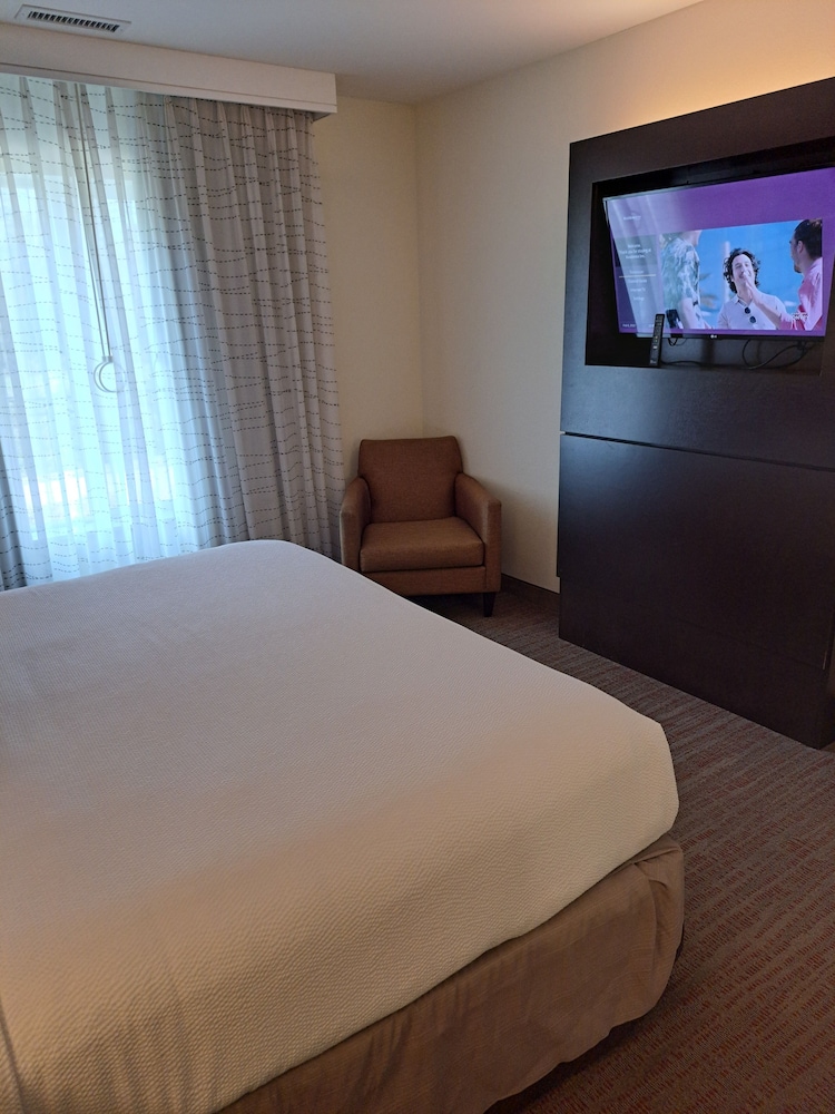 Residence Inn Columbia West Lexington - photo 4