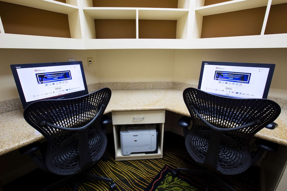 Hilton Garden Inn Grand Forks UND - photo 38
