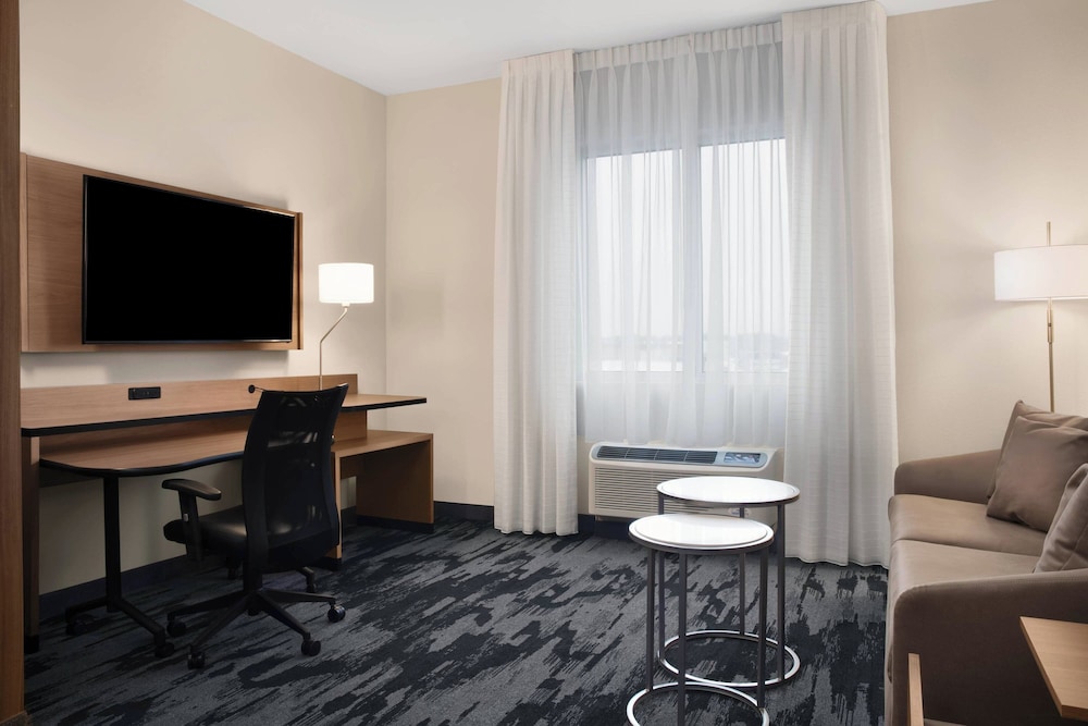 Fairfield Inn & Suites by Marriott Daytona Beach Speedway Airport - photo 16